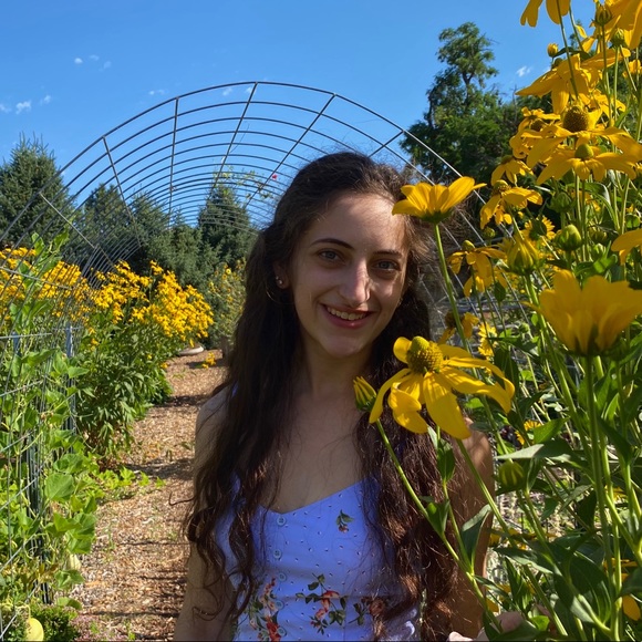 Meet your Posher, Ashleigh - Picture 1 of 1